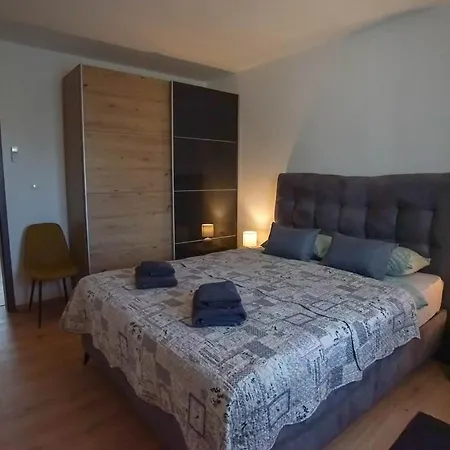 Apartman Petra *
